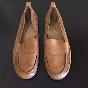 Merrell tan loafers
