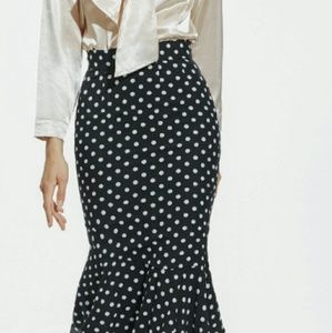 Black & white polka dot midi length mermaid skirt
