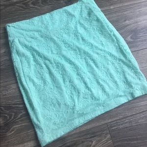 Cute mint lace pencil skirt. NWOT