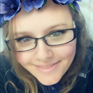 Meet your Posher, Jasoline