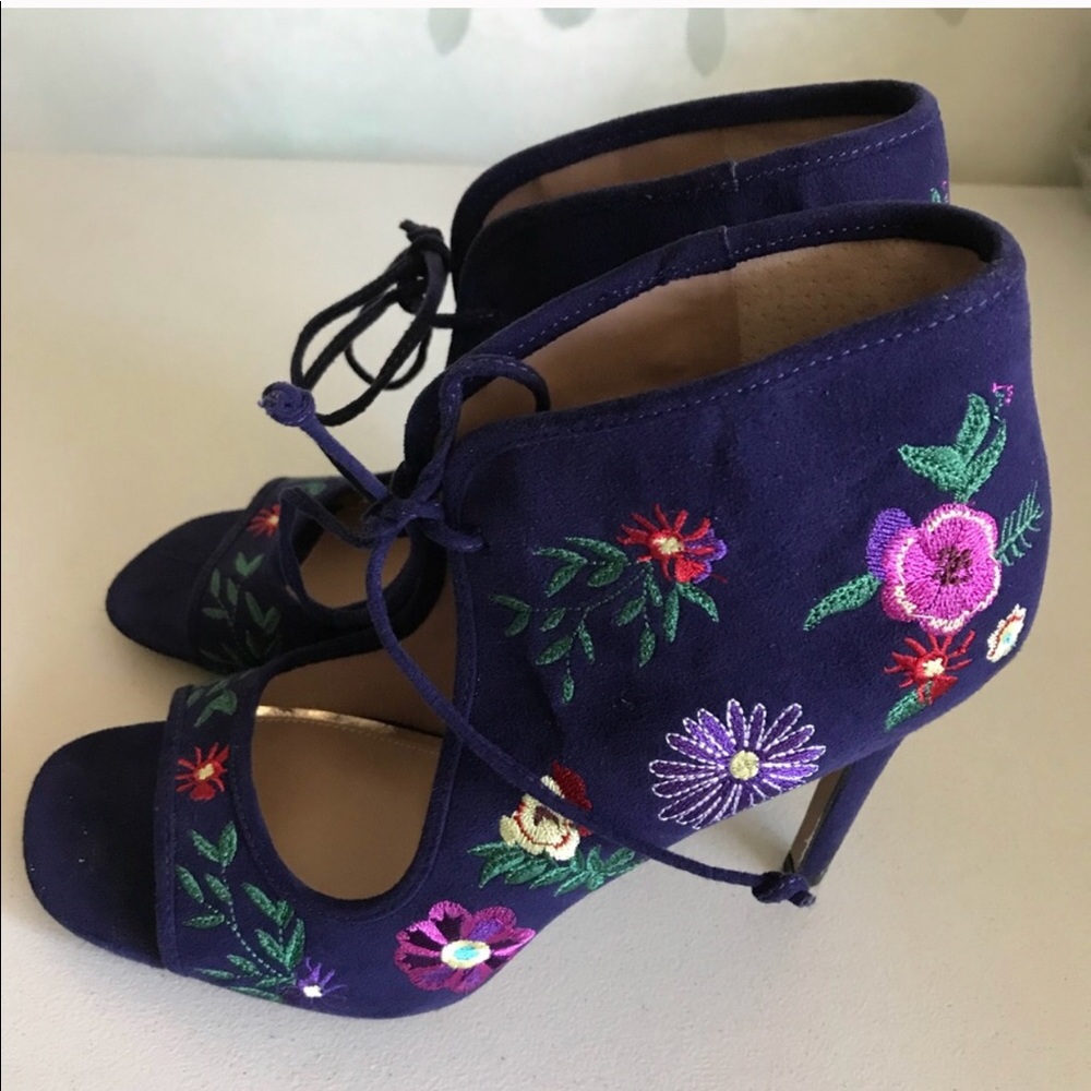 Open toe embroidered Suede Betsey Johnson heels