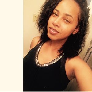 Meet your Posher, Alysia