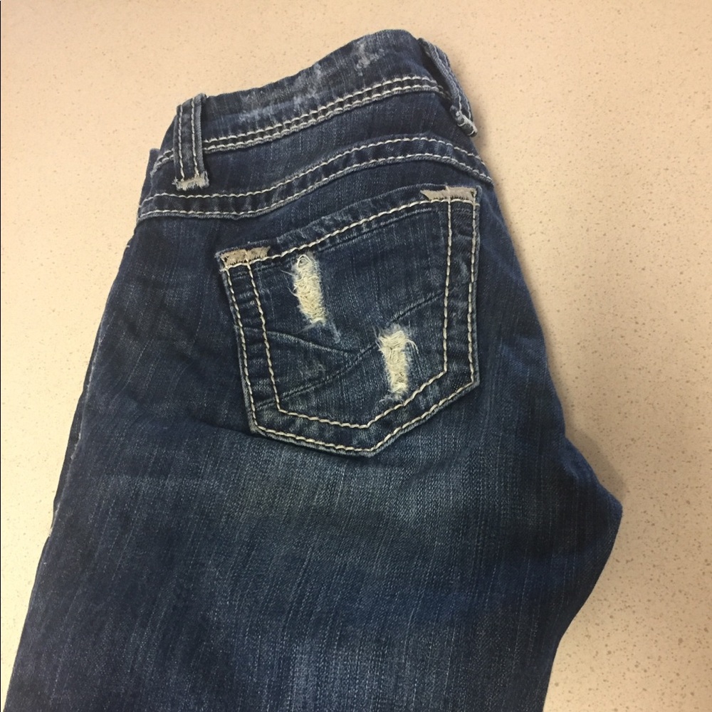 BKE (Buckle) jeans!