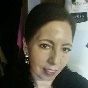 Meet your Posher, Carmen