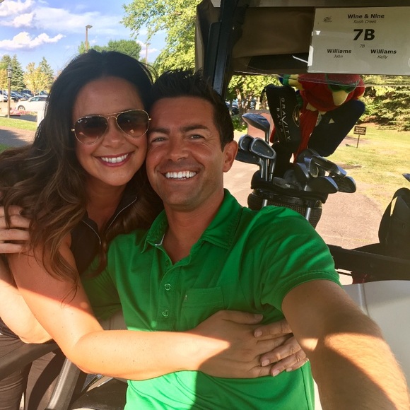 Meet your posher! - Picture 2 of 2