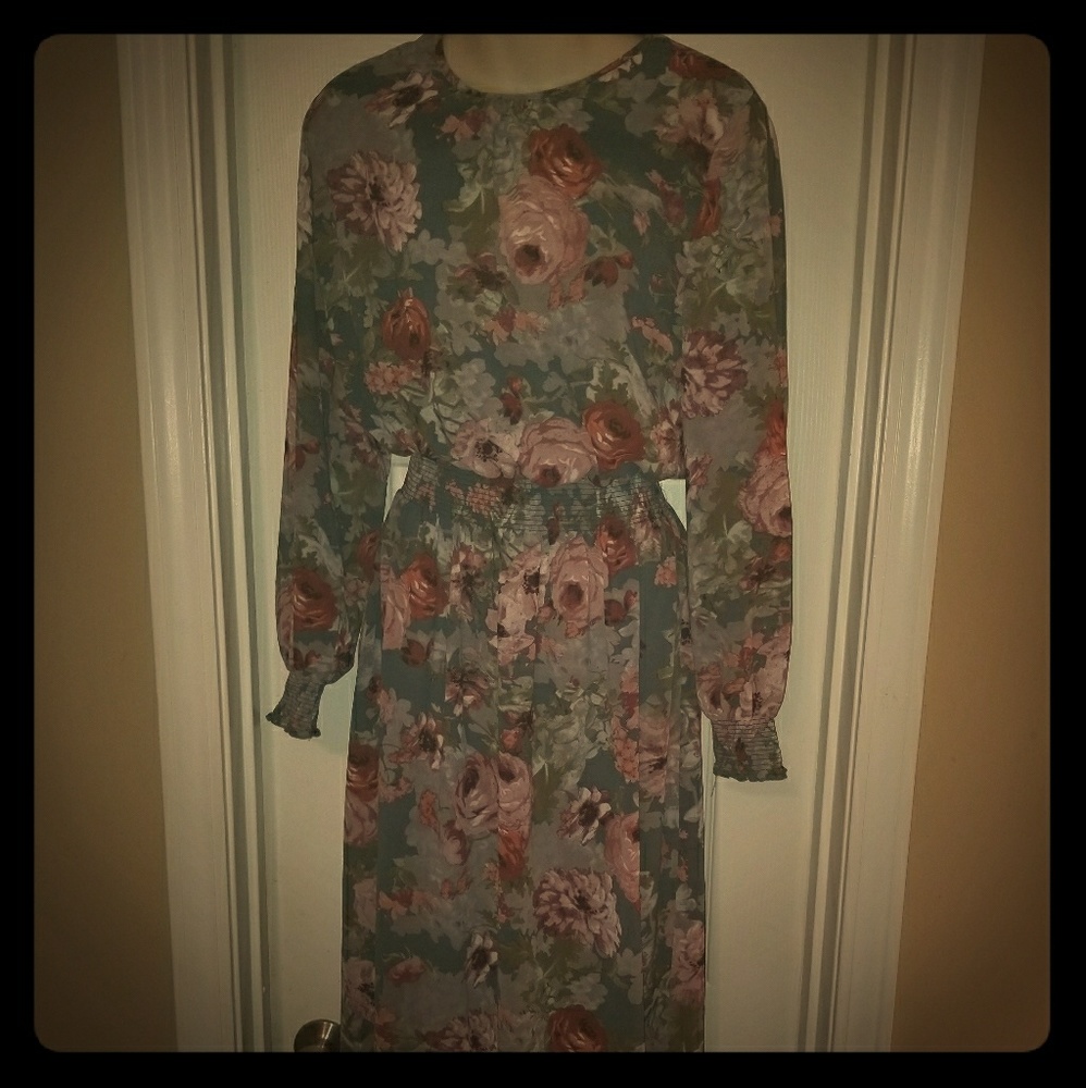 Floral chiffon dress