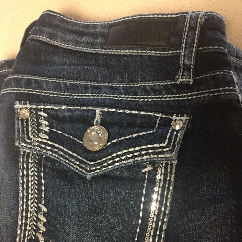 Daytrip (Buckle) brand jeans with Rhinestones