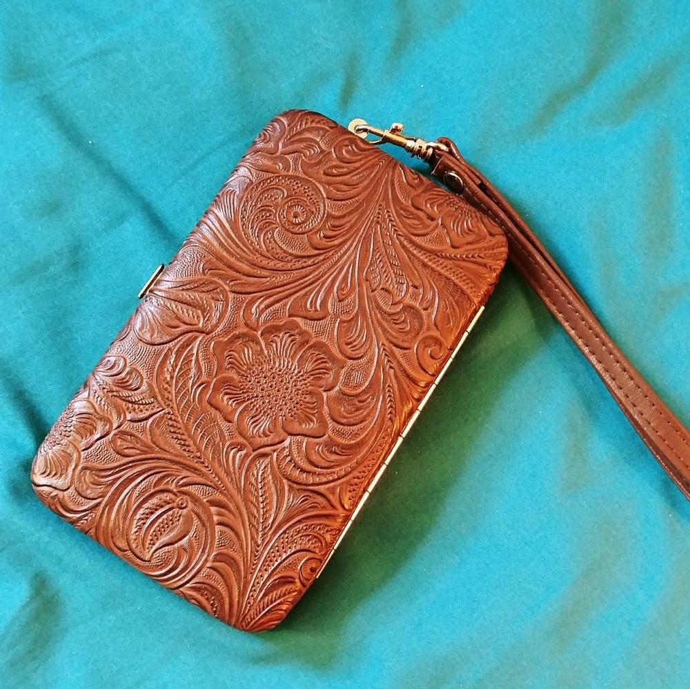 Beautiful hard case Wallet Clutch/Cell Phone Case