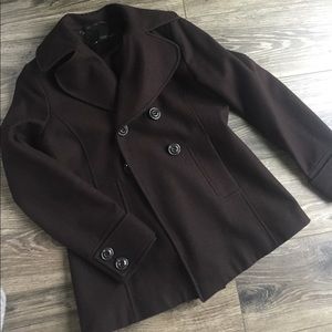 Pretty brown pea coat