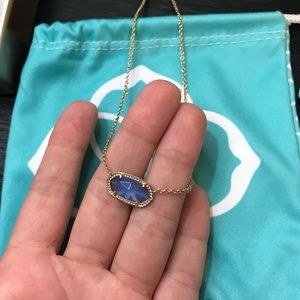 Kendra Scott necklace