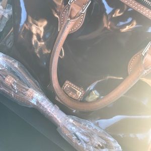 Dooney and bourke bag