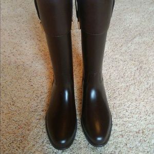Brand new Banana Republic Trystan boots