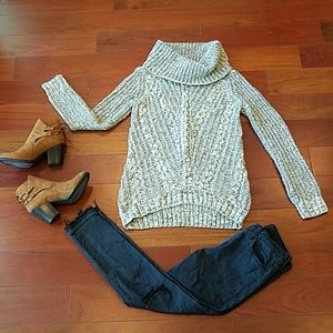 Chunky Knit Turtleneck Sweater