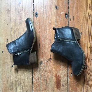 Black Lucky Brand ankle boots