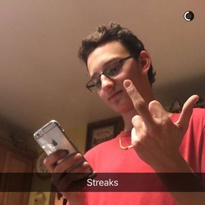 Meet your Posher, Michael