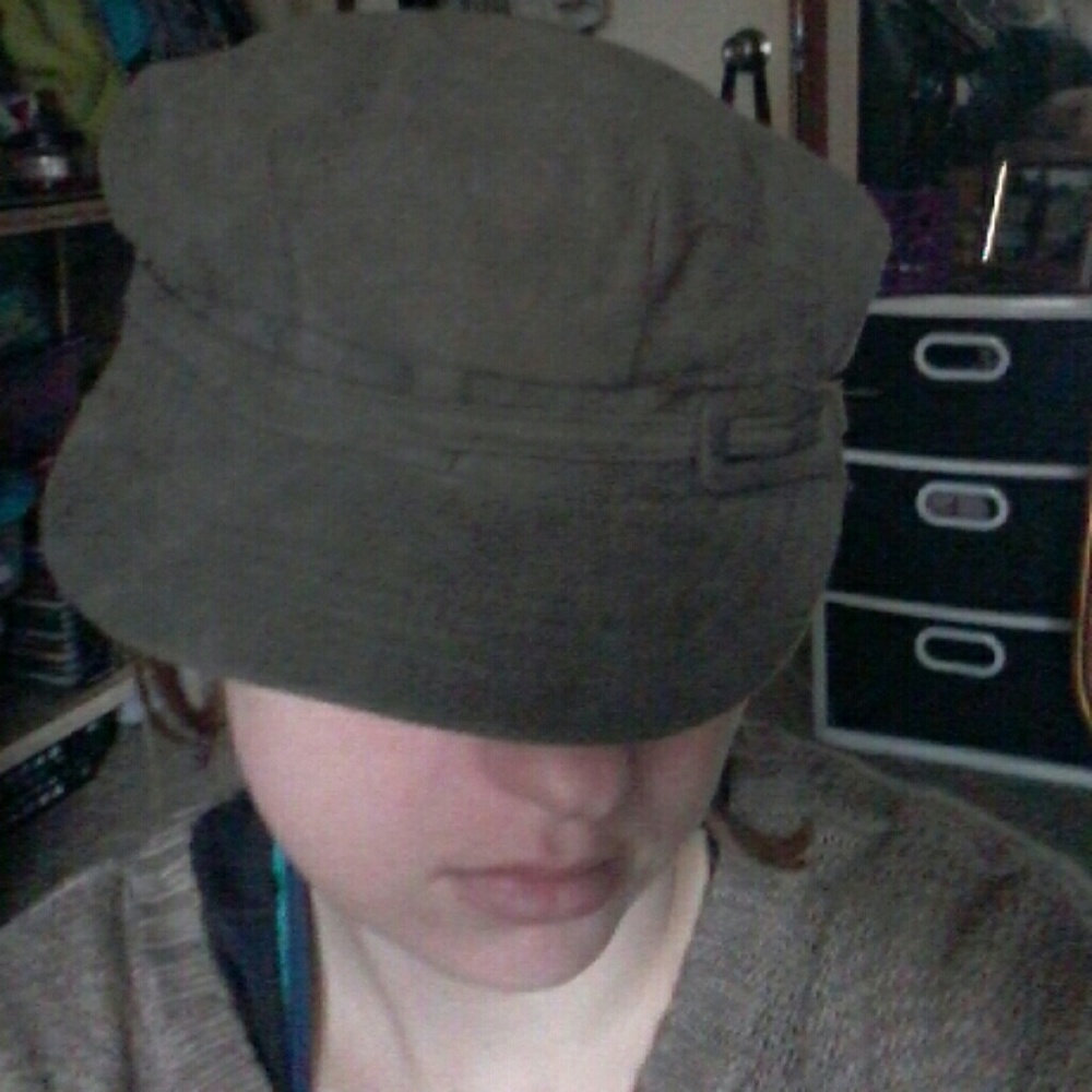 hat - Picture 4 of 4