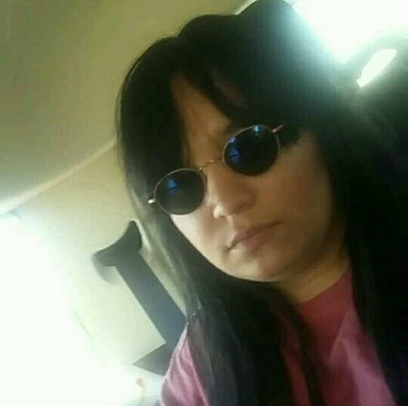 Meet your Posher, Erik - Picture 1 of 1