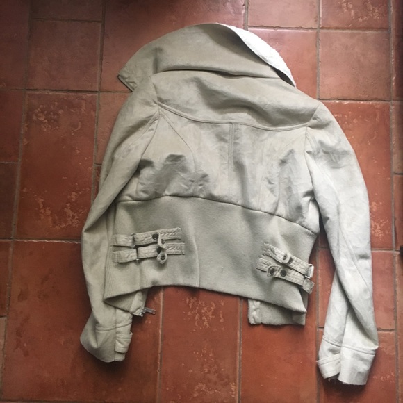 Coat - Picture 3 of 3