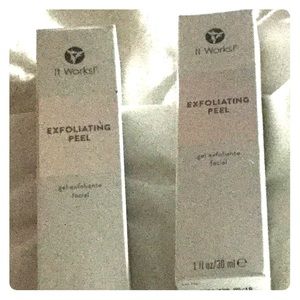 It Works Exfoliating Peel