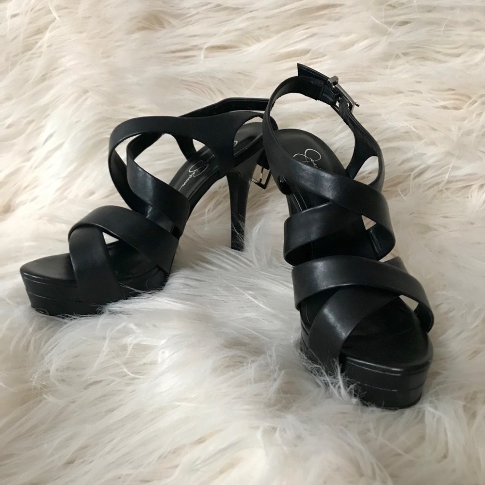 Black Jessica Simpson pumps