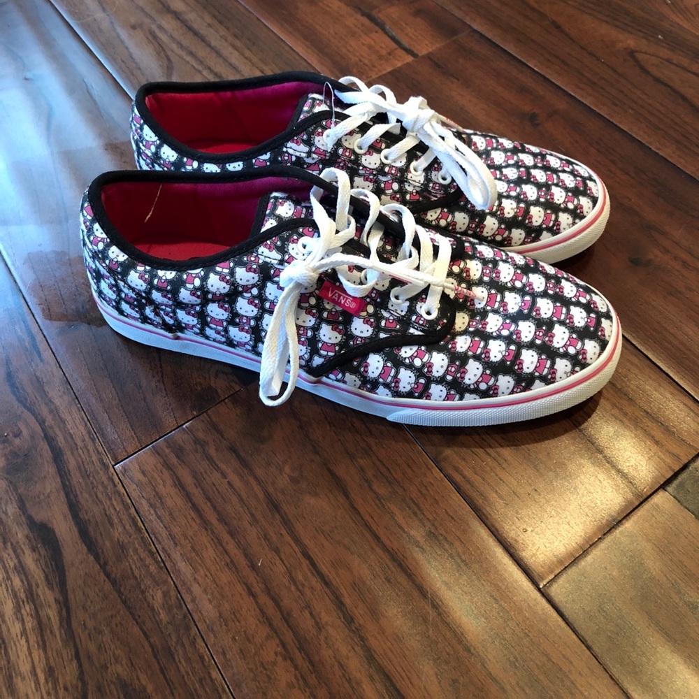 Hello kitty vans lace up