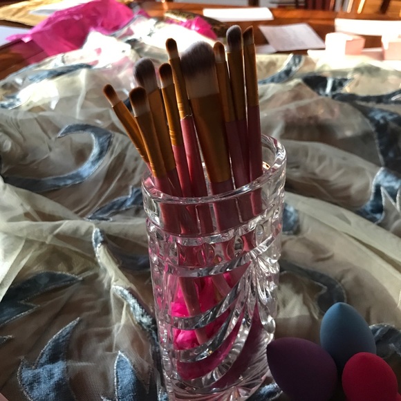 15 PRO MAKEUP BRUSHES - Picture 4 of 4
