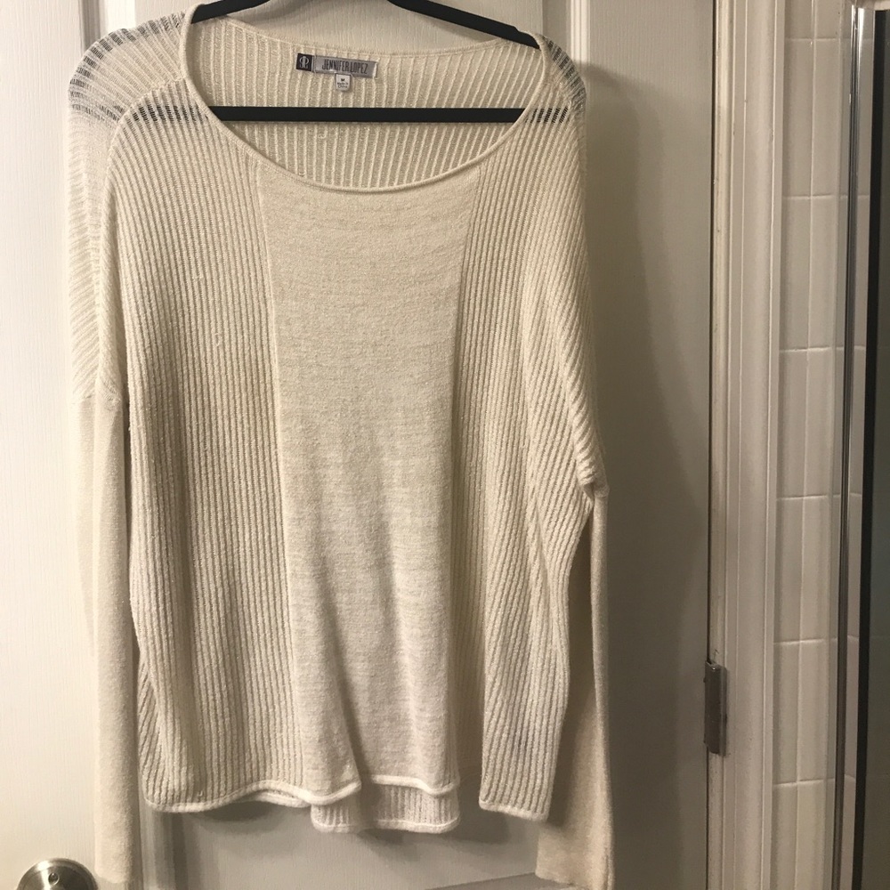 Jennifer Lopez pullover