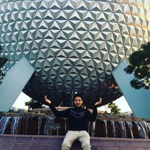 Meet your Posher, Julio