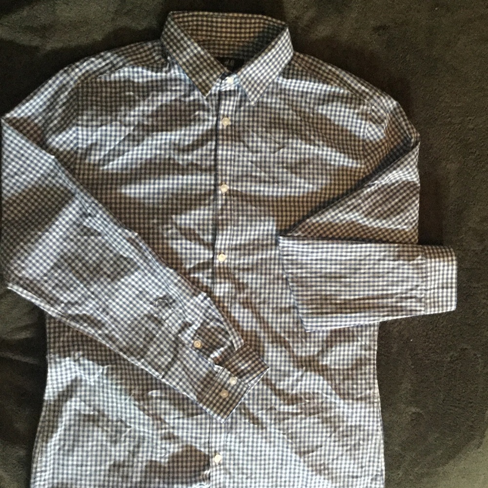 H&M dress shirt . Blue gingham size L.