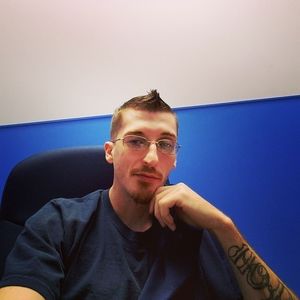 Meet your Posher, Scott