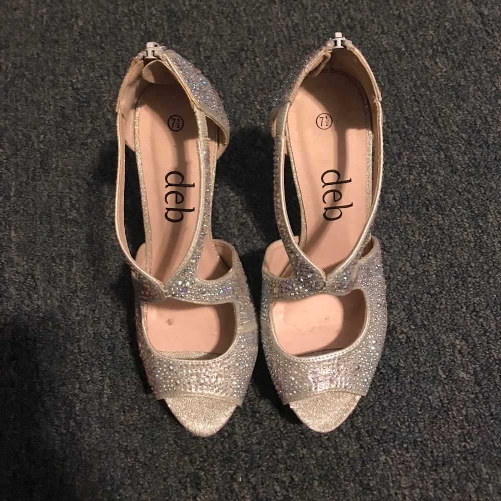 Women’s silver heels