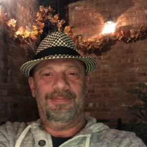 Meet your Posher, Mike