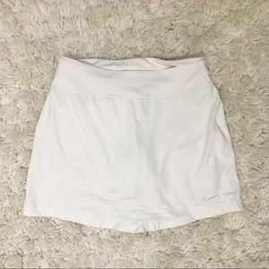 NIKE White Golf/Tennis Skort Size XS