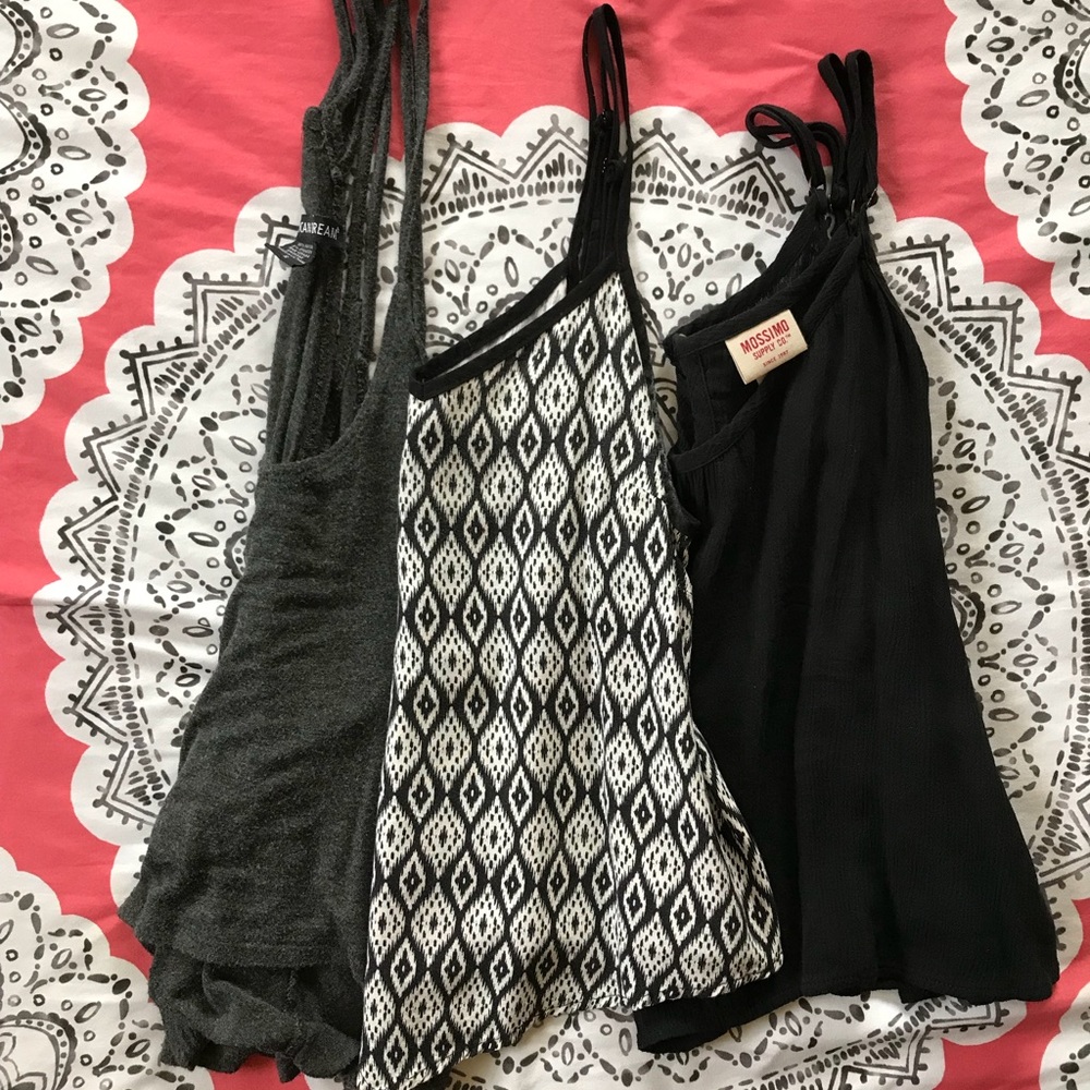⚪️⚫️ 3 Tank Tops