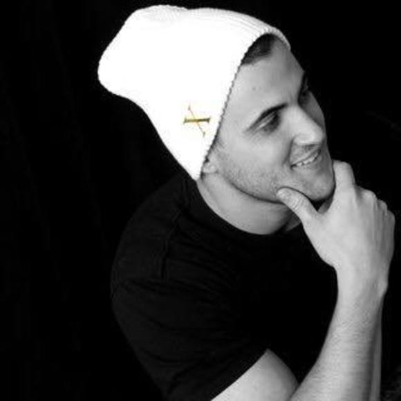 Meet your Posher, Sean - Picture 1 of 1