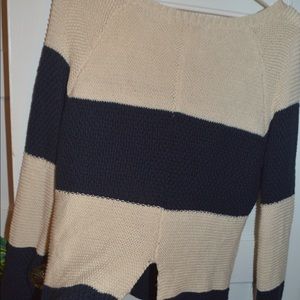 Olive and oak blue and cream knotted sweater
