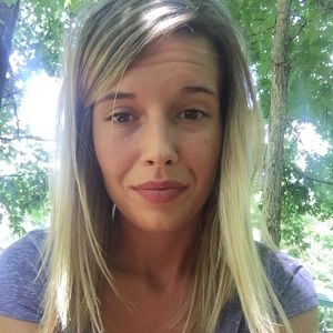 Meet your Posher, Deanna