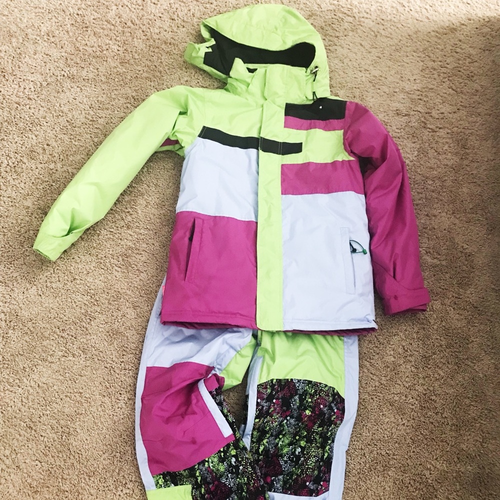 Betty Rides ski clothing woman set