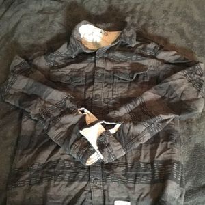Casual button up shirt. Grey and black print