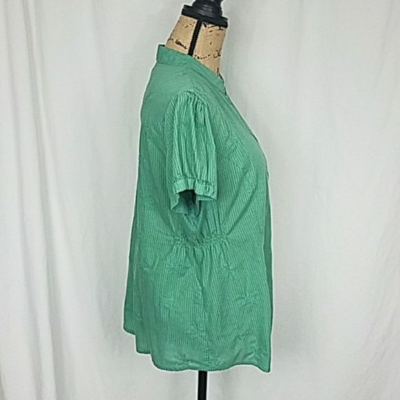 Apt.9 Flower Light Green Blouse Size XL - Picture 3 of 8