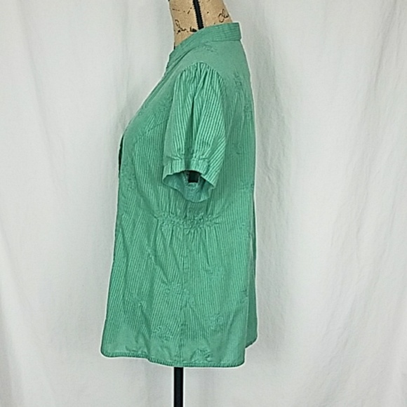 Apt.9 Flower Light Green Blouse Size XL - Picture 7 of 8