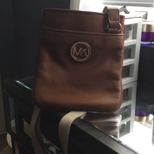 Crossbody bag