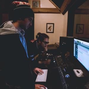 Meet your Posher, Nicholas