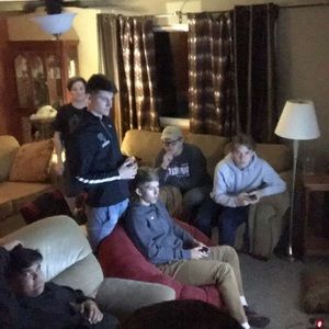 Meet your Posher, Thomas