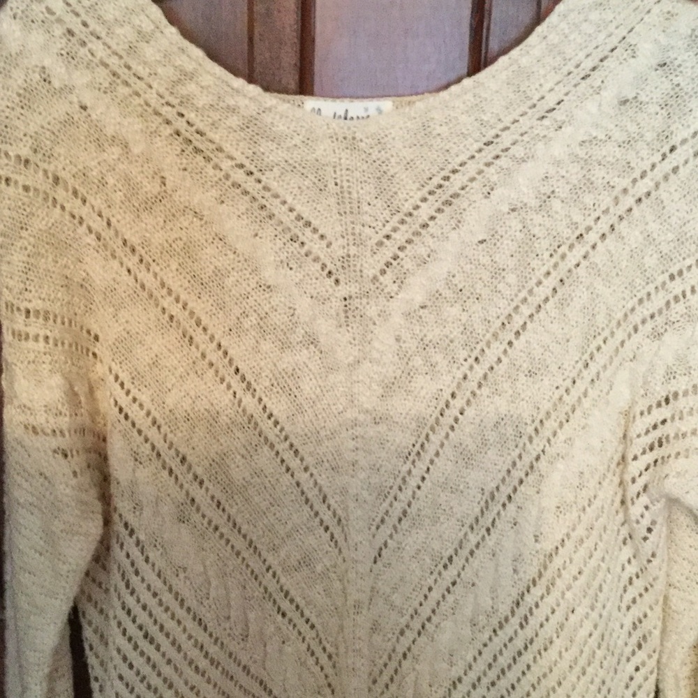 Light weight knit sweater