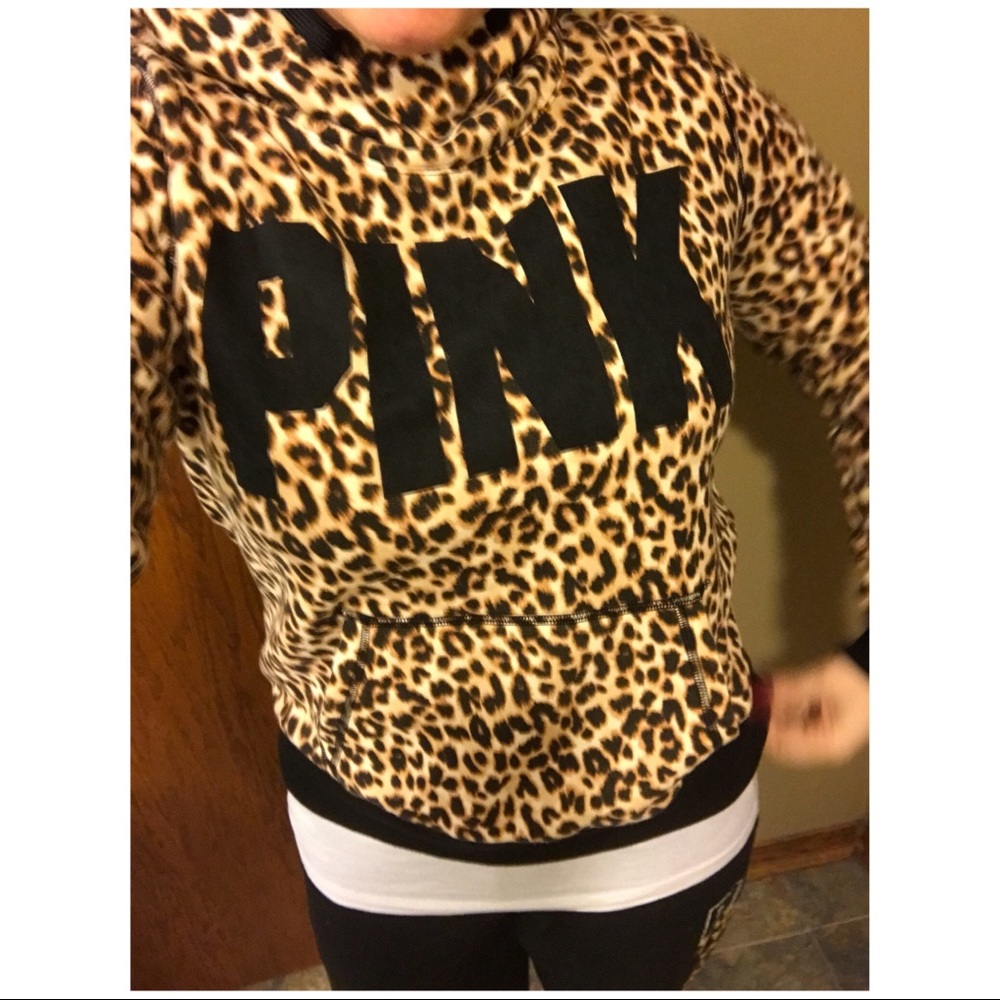 Size LARGE rare leopard cheetah cowl neck hoodie - Picture 2 of 5