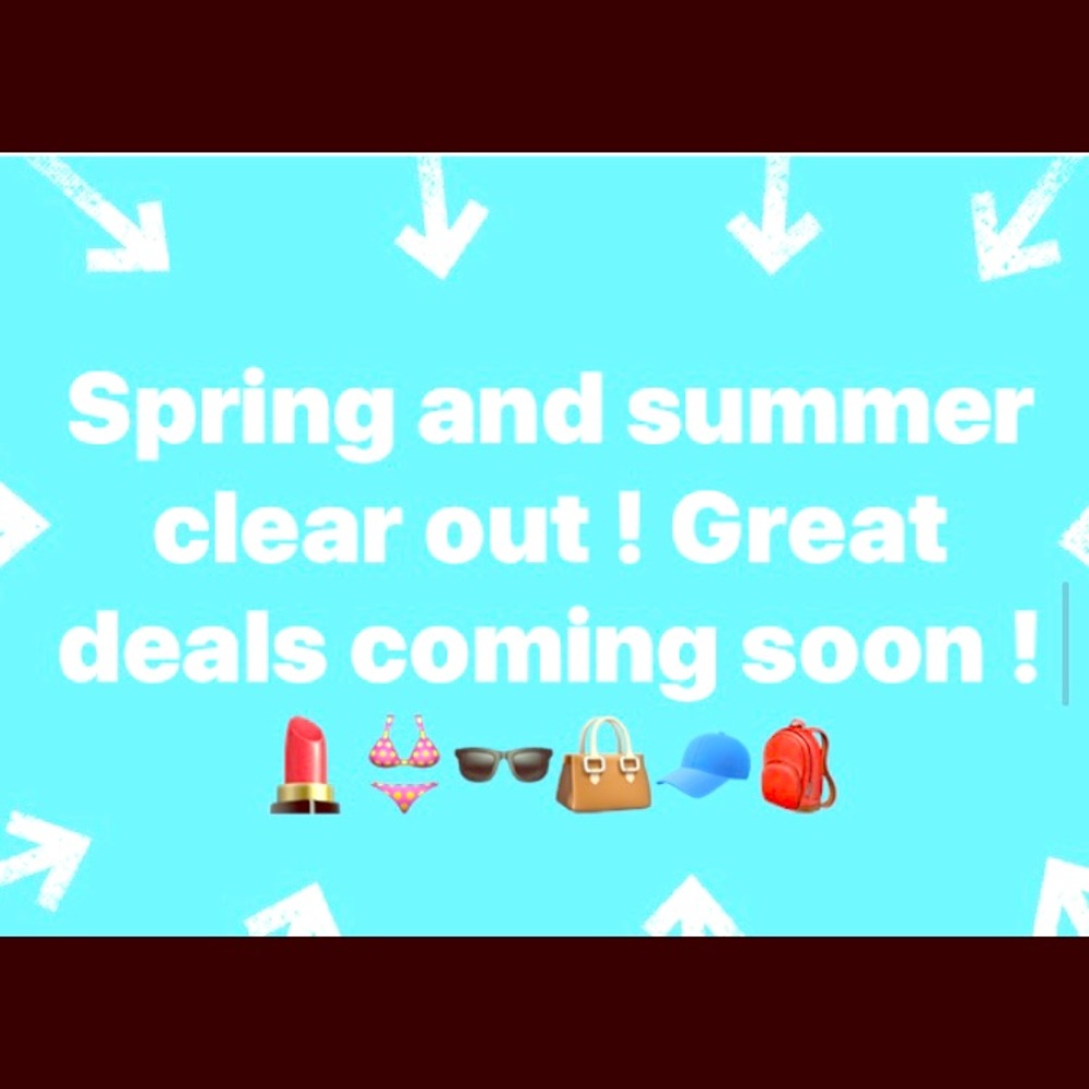 Hurry and check out my closet ! 💕😘