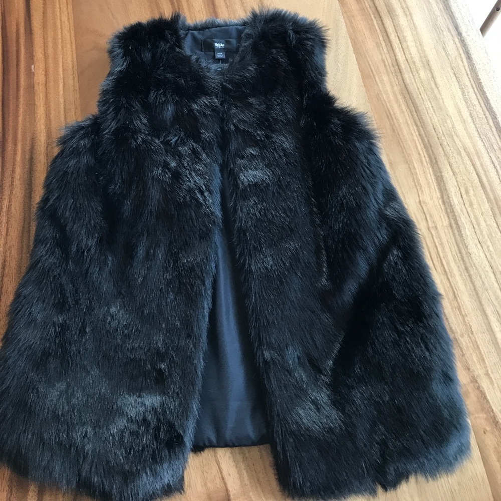 Faux fur vest
