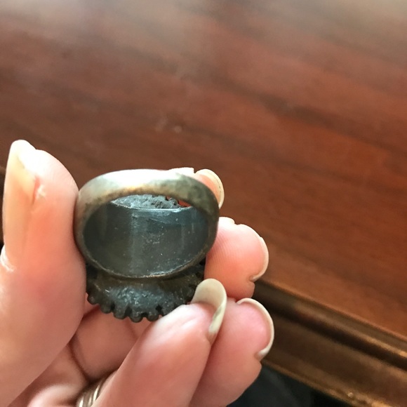 Brass rose ring - Picture 4 of 4