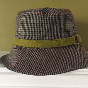 Wool Bucket Hat - NWOT